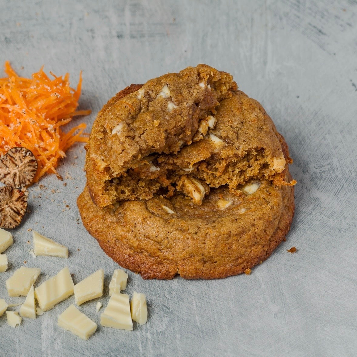 Box of 2 Organic Carrot Cake Cookies with Swiss White Chocolate Pieces